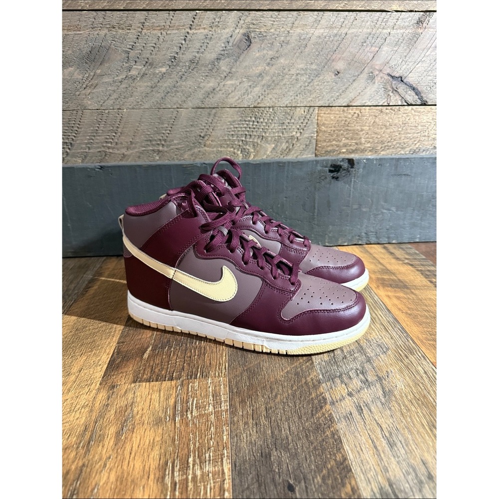 Nike Dunk High Plum Eclipse Pale Ivory Women's Sneakers Size 8.5 DD1869-202
